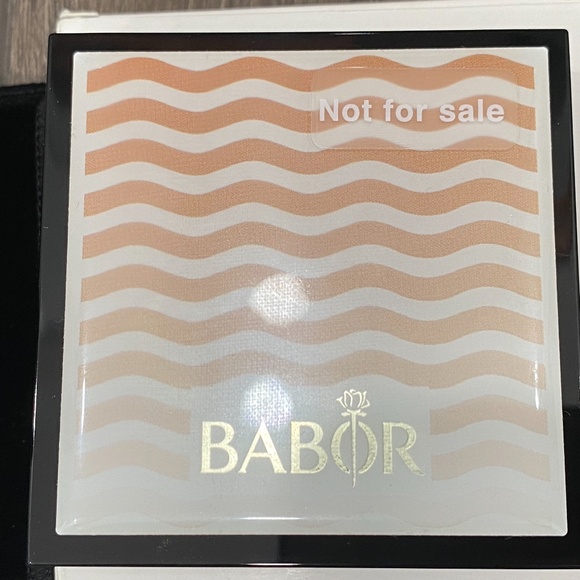BABOR COSMETICS SUN BRONZER QUATTRO BRONZING POWDER 9.5g - Picture 4 of 10